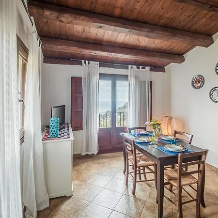 Thalia - & Garden - * Cefalu